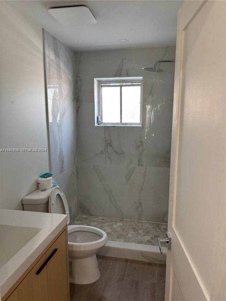 1431 S 14th Ave #1431-107 - Photo 4 of 8