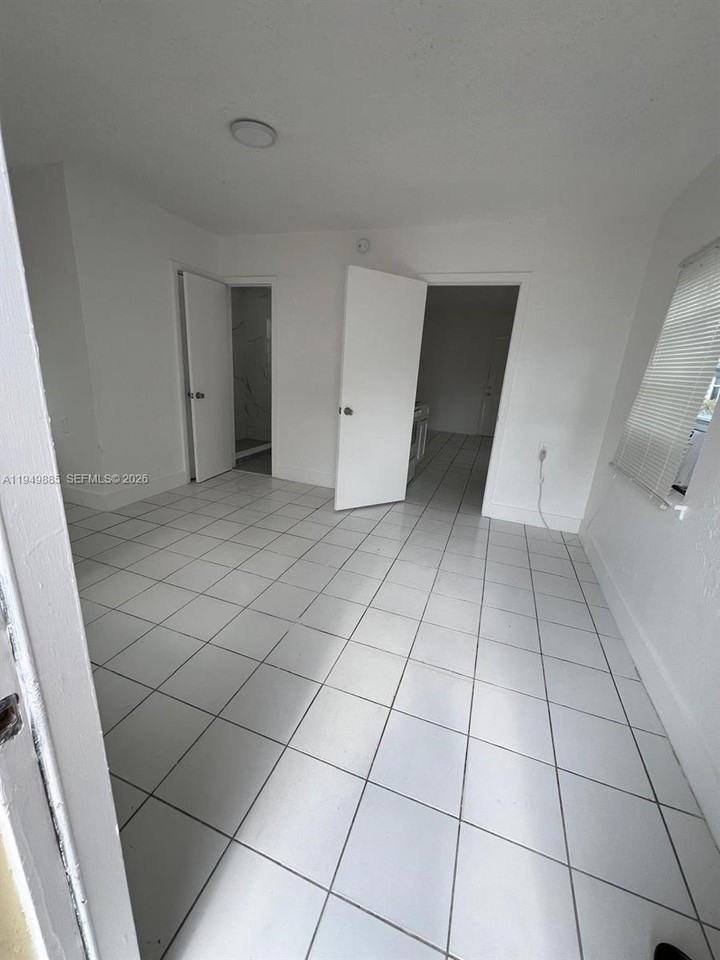 1948 Fillmore St #1948-1948 - Photo 3 of 11