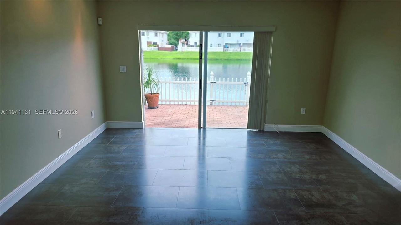 14273 Sw 121st Pl #14273-3 - Photo 2 of 39