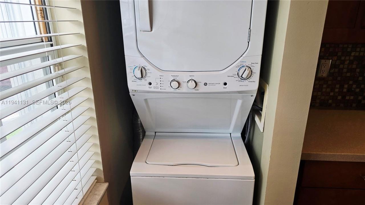 14273 Sw 121st Pl #14273-3 - Photo 3 of 39