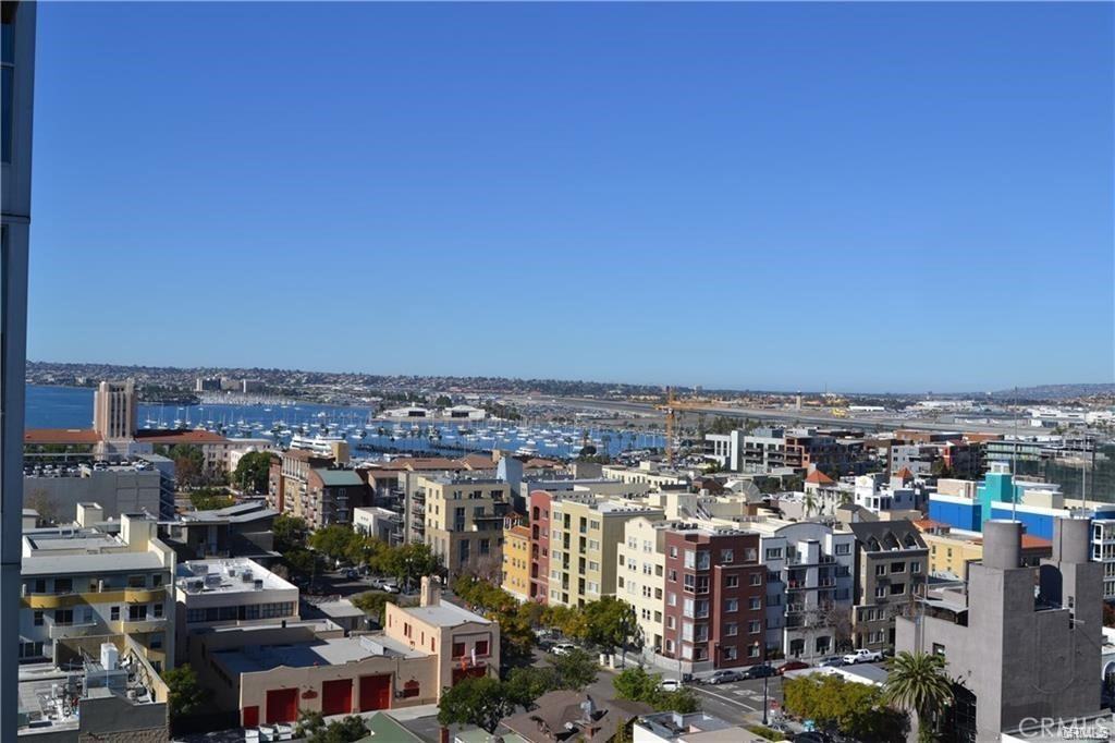 300 W Beech St #300-1204 - Photo 7 of 8