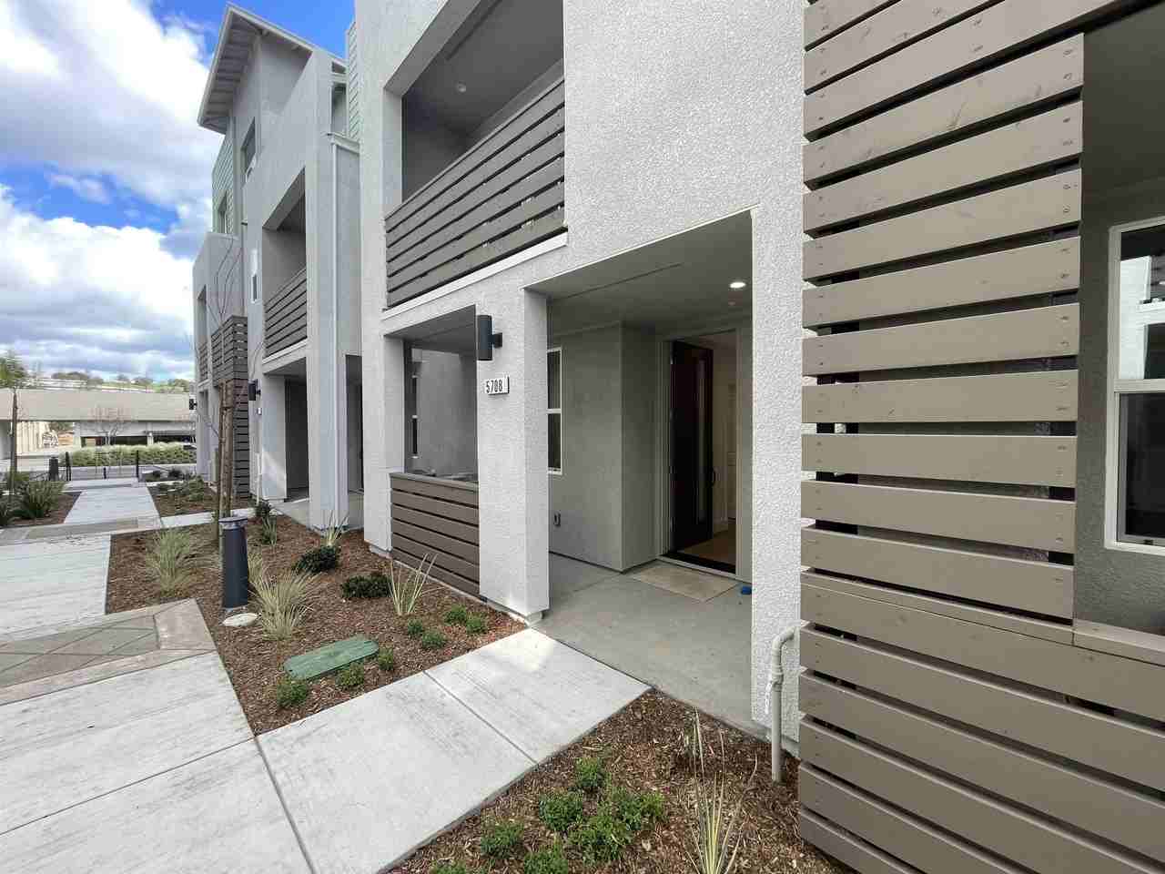 5708 Melon Ct #5708 - Photo 2 of 31