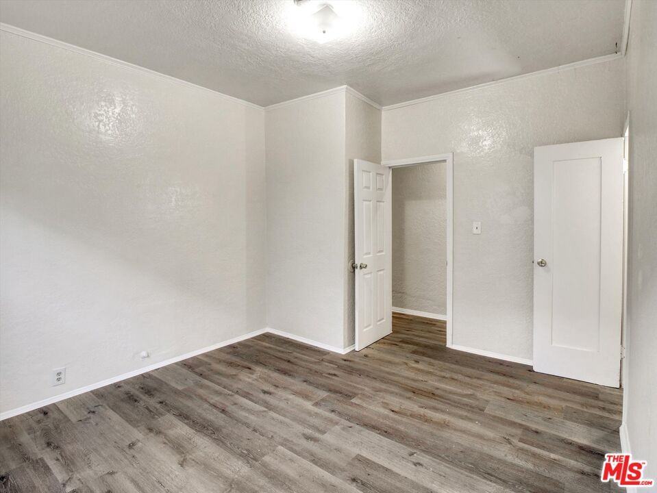 4222 Hooper Ave #42224222A - Photo 3 of 30