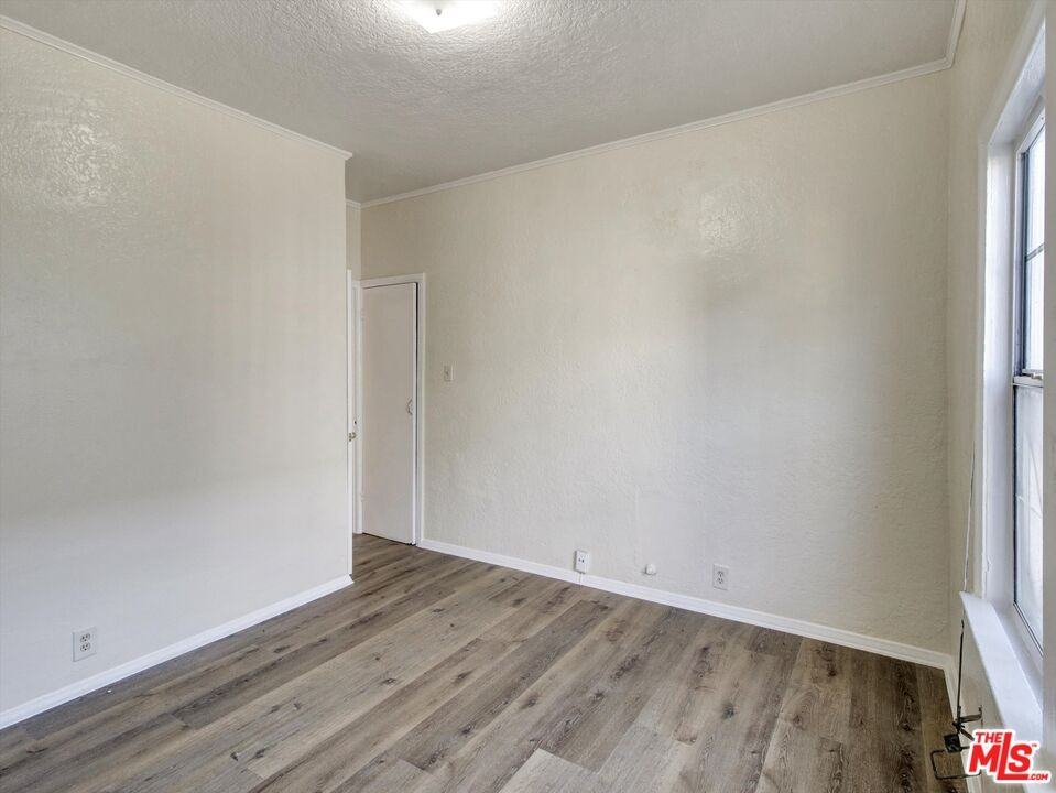 4222 Hooper Ave #42224222A - Photo 7 of 30