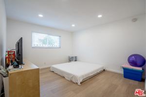 featured image of 5533 N Charlotte Ave #5533