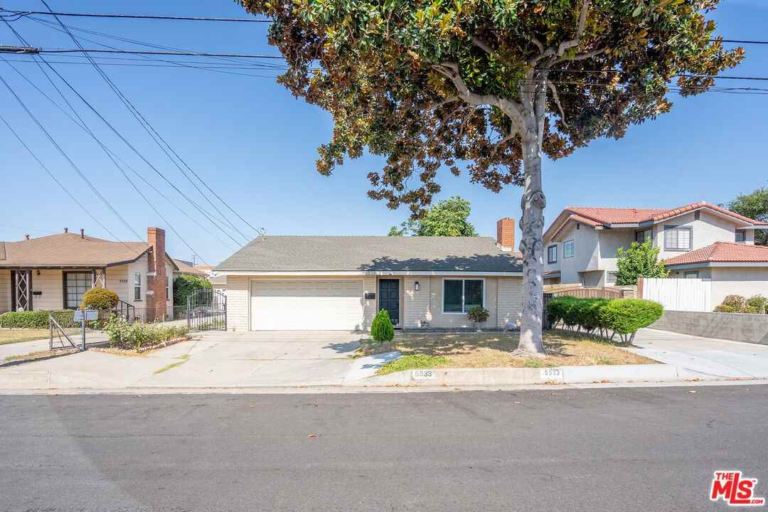 5533 N Charlotte Ave #5533 - Photo 6 of 25