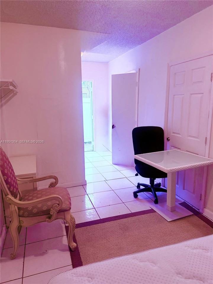 Royal Poinciana #1822-4 - Photo 6 of 11