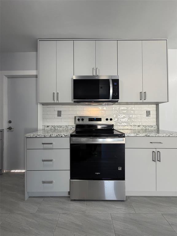 1966 Ne 177th St #1966 - Photo 3 of 27