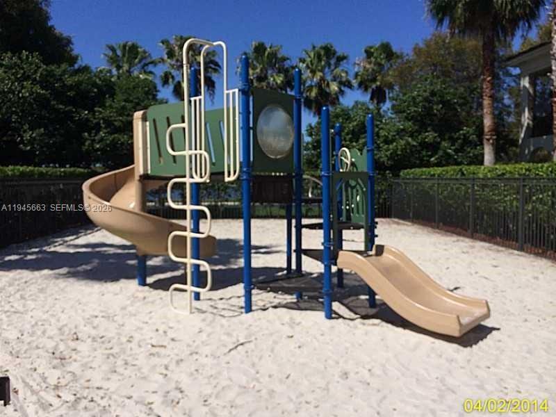 2589 Centergate Dr #2589-202 - Photo 2 of 48