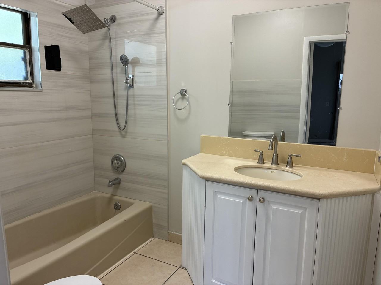 118 Lakeview Ave #118-2 - Photo 7 of 13