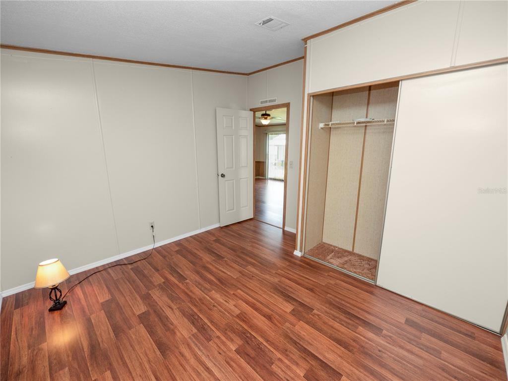 2082 Thelma Dr #2082