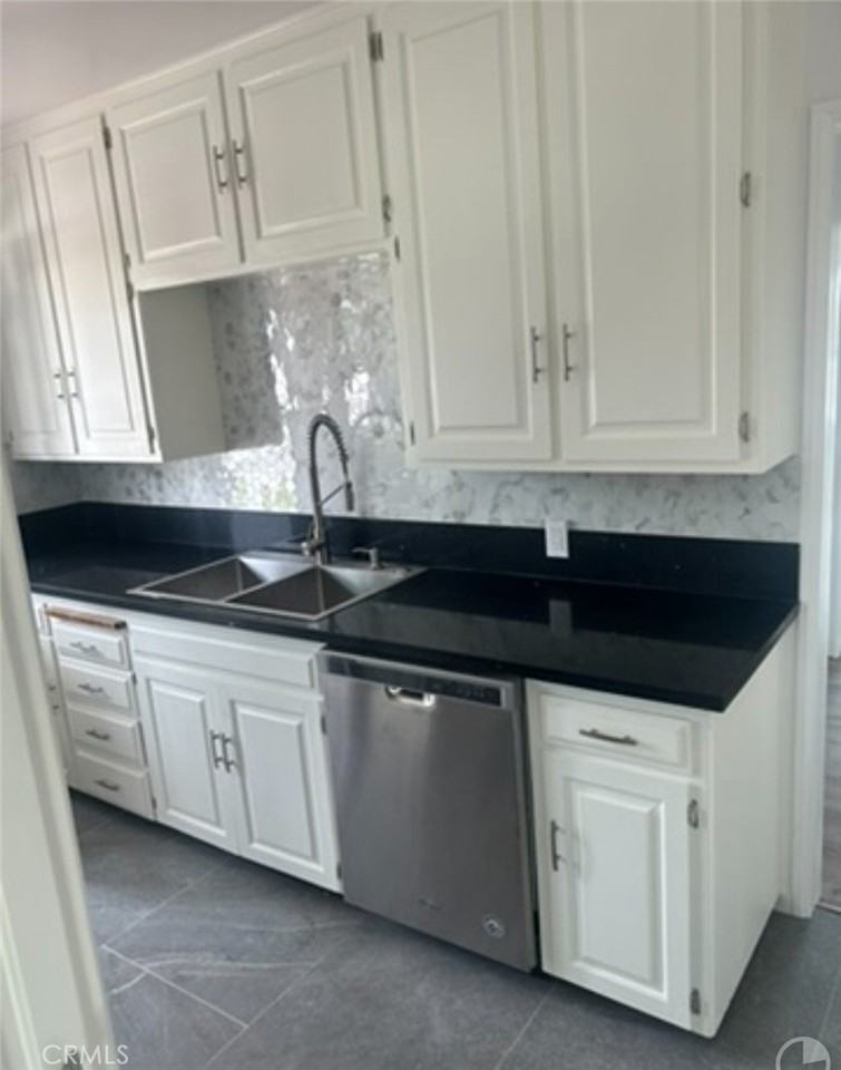 1724 S Crescent Heights Blvd #1724 - Photo 5 of 8