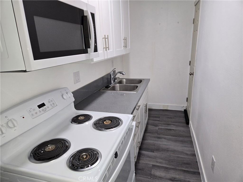 5327 Tyler St #5327B - Photo 2 of 4