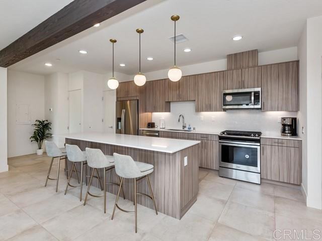 175 The Riv #175 - Photo 3 of 44