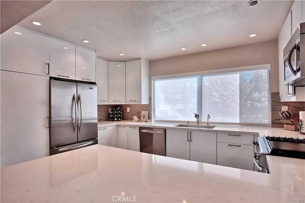 5 Mojo Ct #5 - Photo 3 of 22