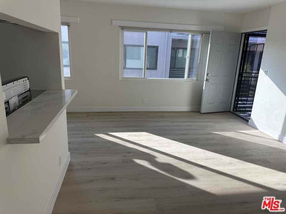 624 Aerick St #624-3 - Photo 5 of 13
