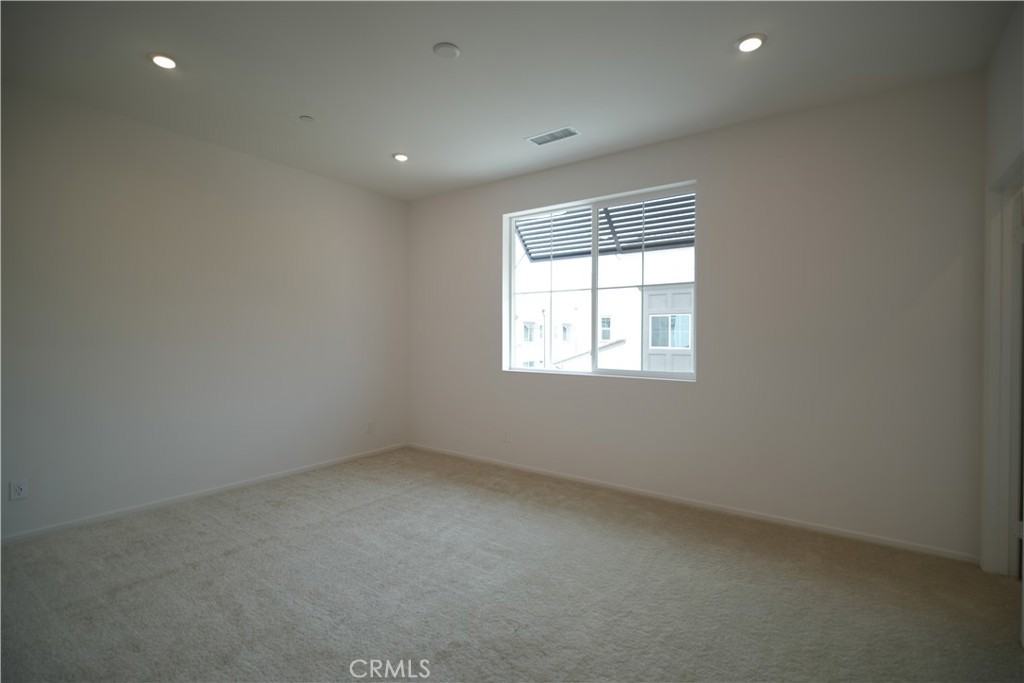 16133 Spicebush Ln #16133 - Photo 5 of 12