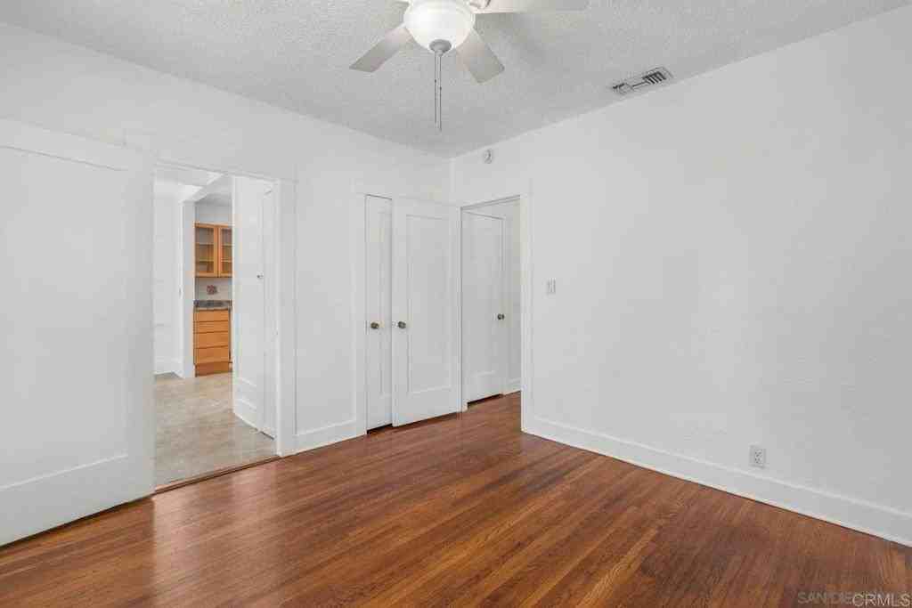 145 S Grape St #145 - Photo 4 of 16