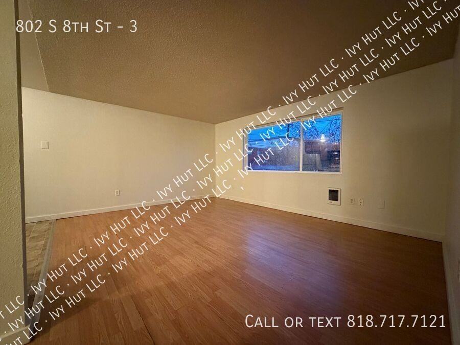 802 S 8th St #3 - Photo 4 of 19