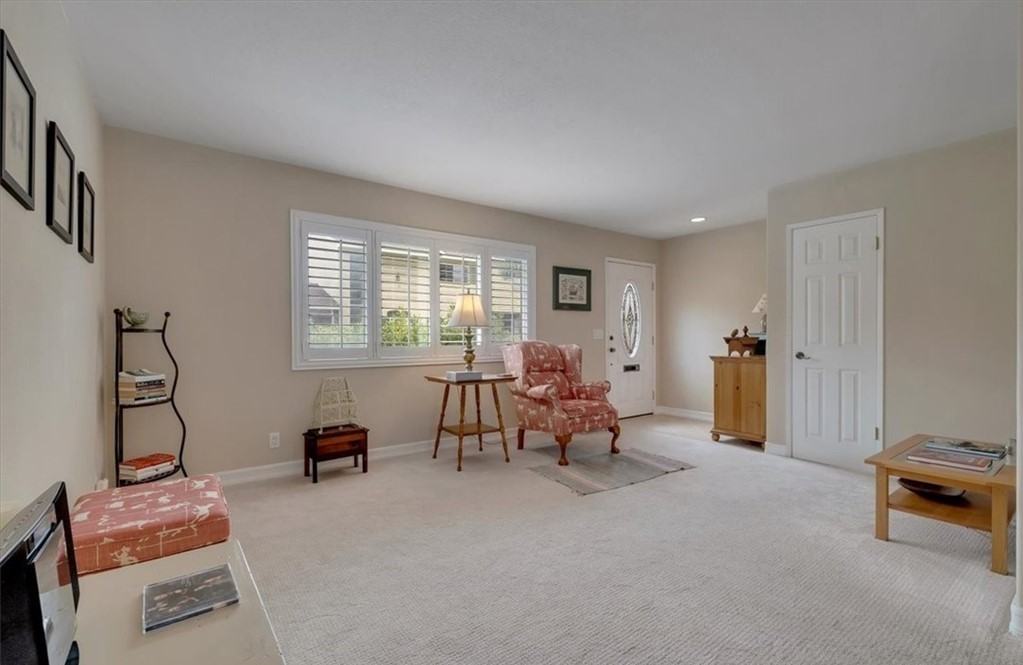 8216 Woolburn Dr - Photo 2 of 12