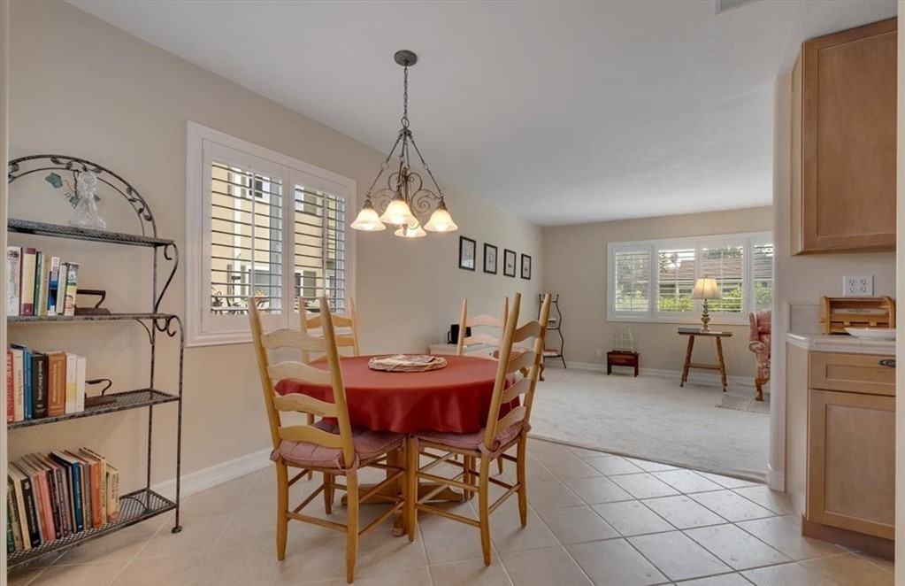 8216 Woolburn Dr - Photo 5 of 12