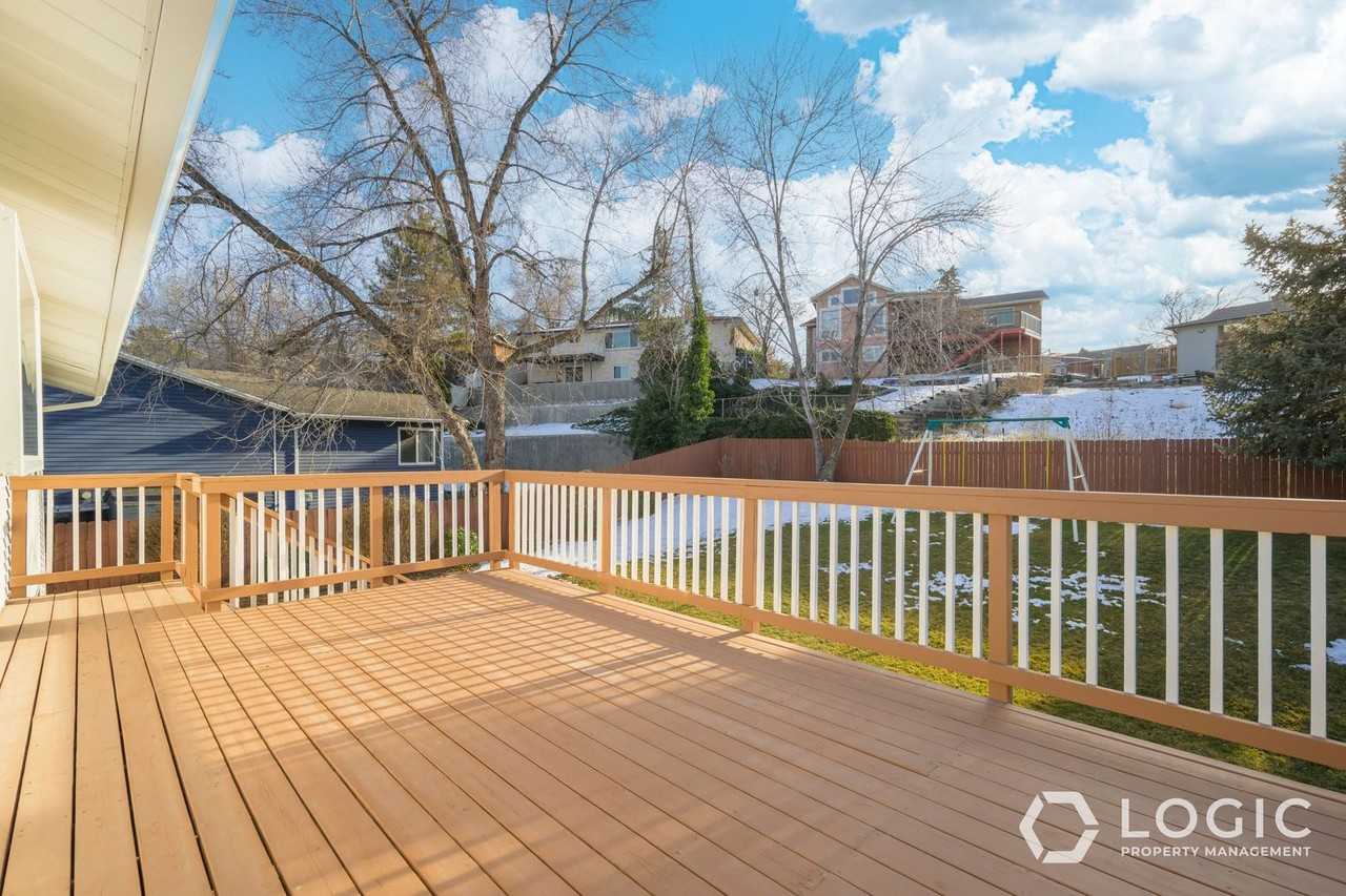 1666 E Paulista Way - Photo 3 of 19