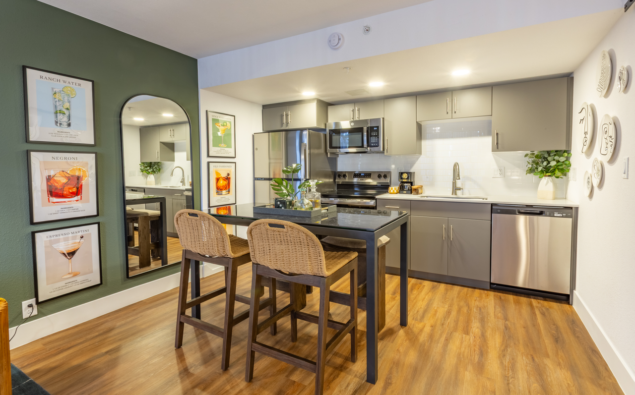 The Quinn Apartments - Photo 3 of 45