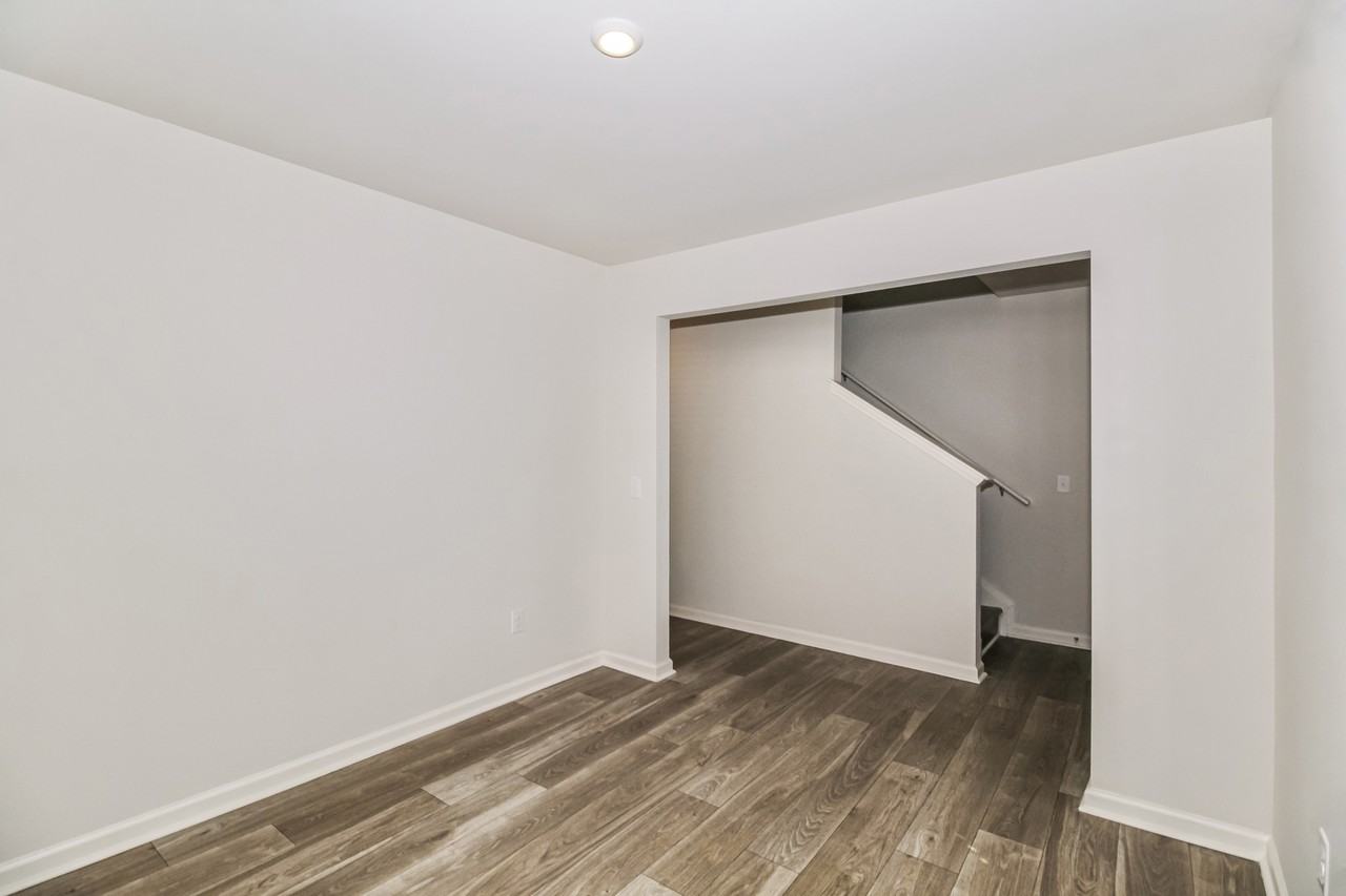 668 Savanac St Se - Photo 6 of 33