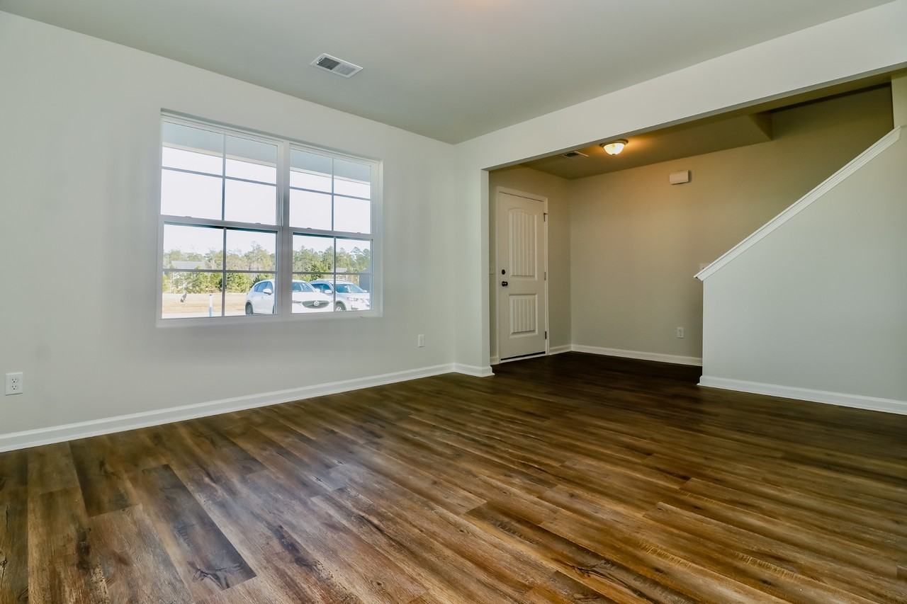 39 Tondee Way - Photo 2 of 21