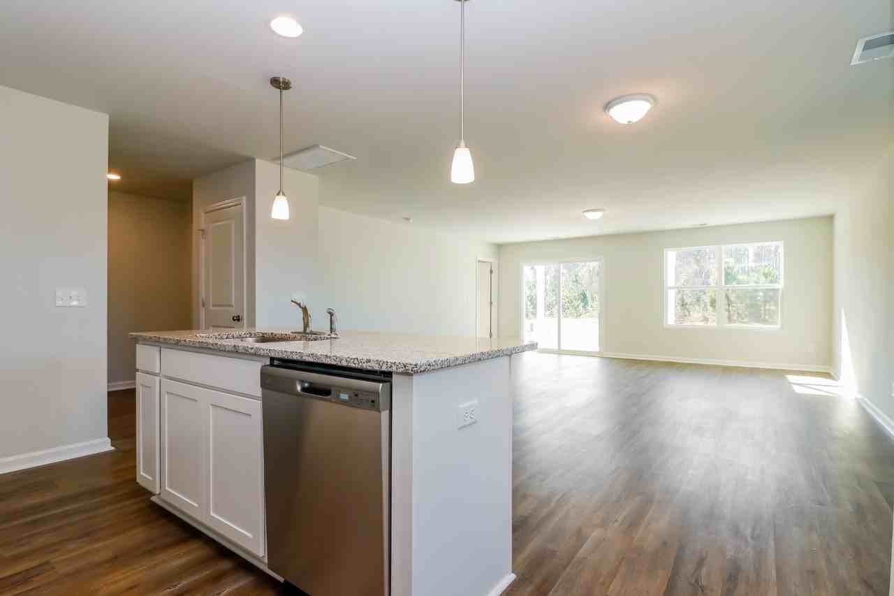 39 Tondee Way - Photo 7 of 21