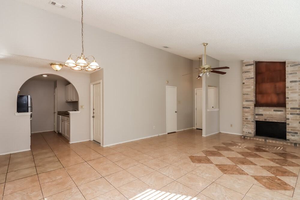 17728 Northhagen Dr - Photo 5 of 22