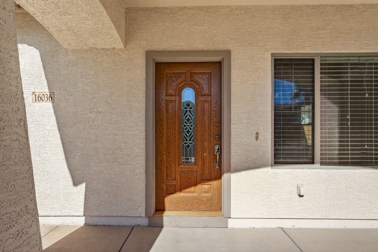 16036 West Custer Lane - Photo 5 of 40