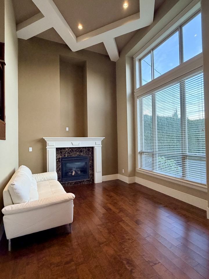 8368 Ruskin Road - Photo 4 of 23