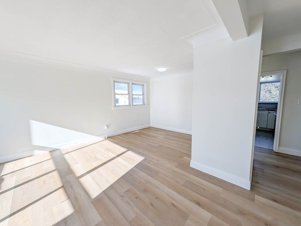 36 Forest Rd - Photo 3 of 34