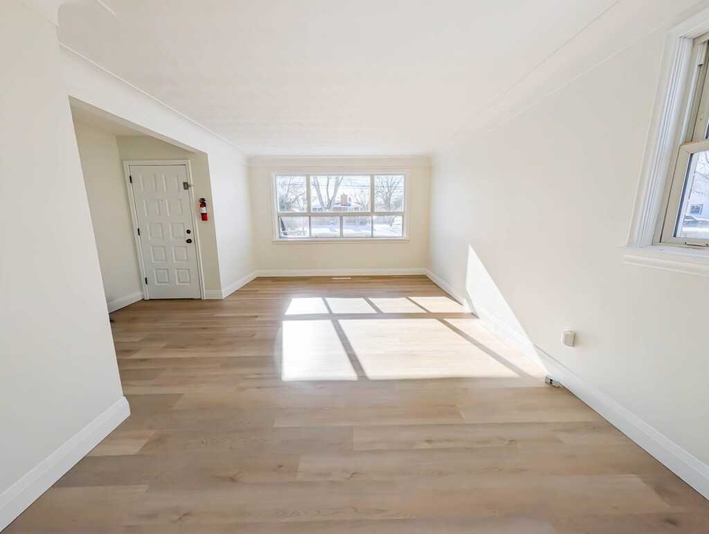 36 Forest Rd - Photo 5 of 34