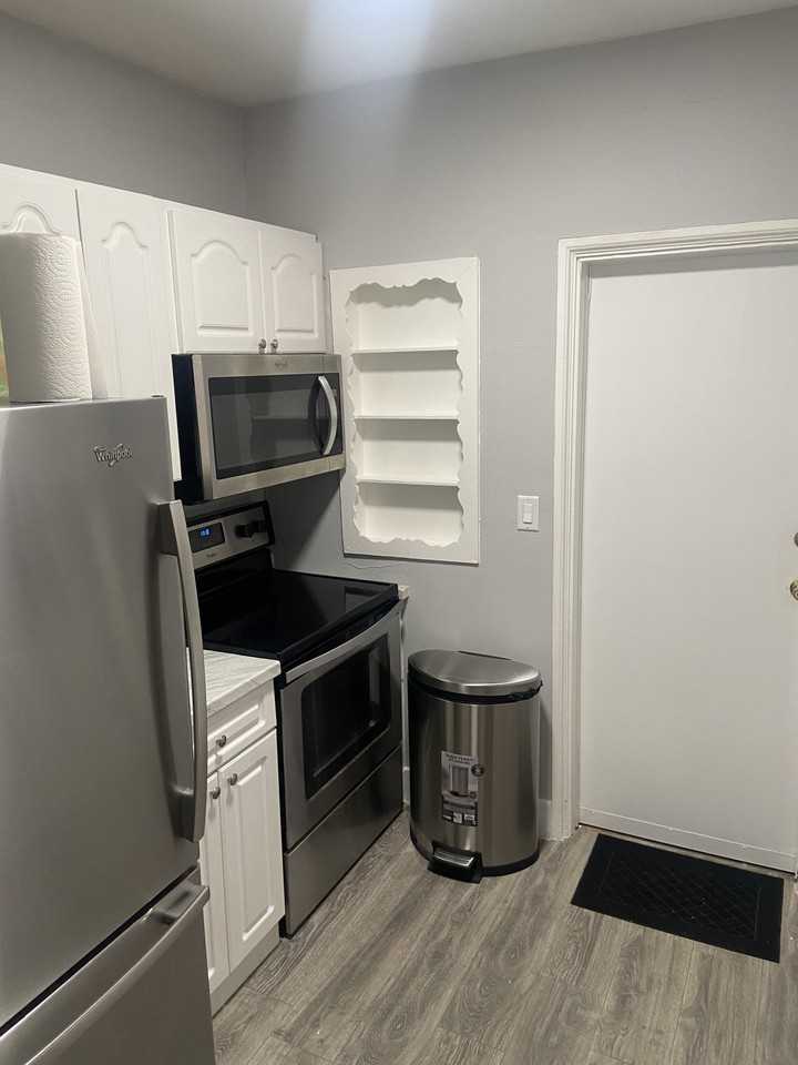 431 Northwest 82nd Street - Photo 6 of 8