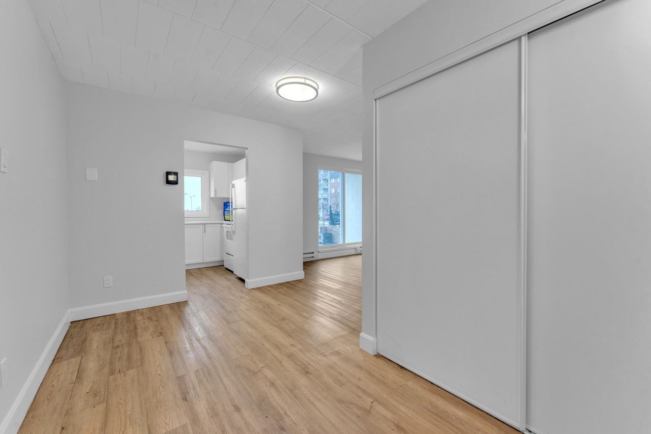 Village Towers Apartments - Photo 6 of 23