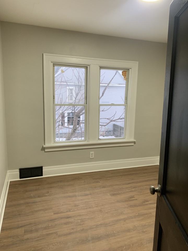 711 West Ave - Photo 4 of 10