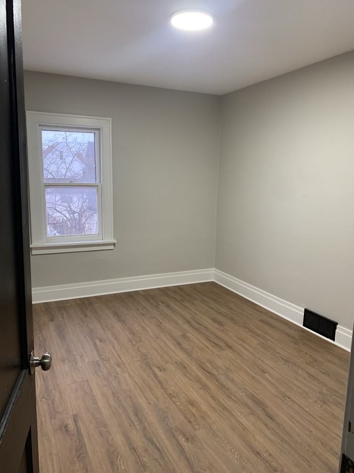 711 West Ave - Photo 5 of 10