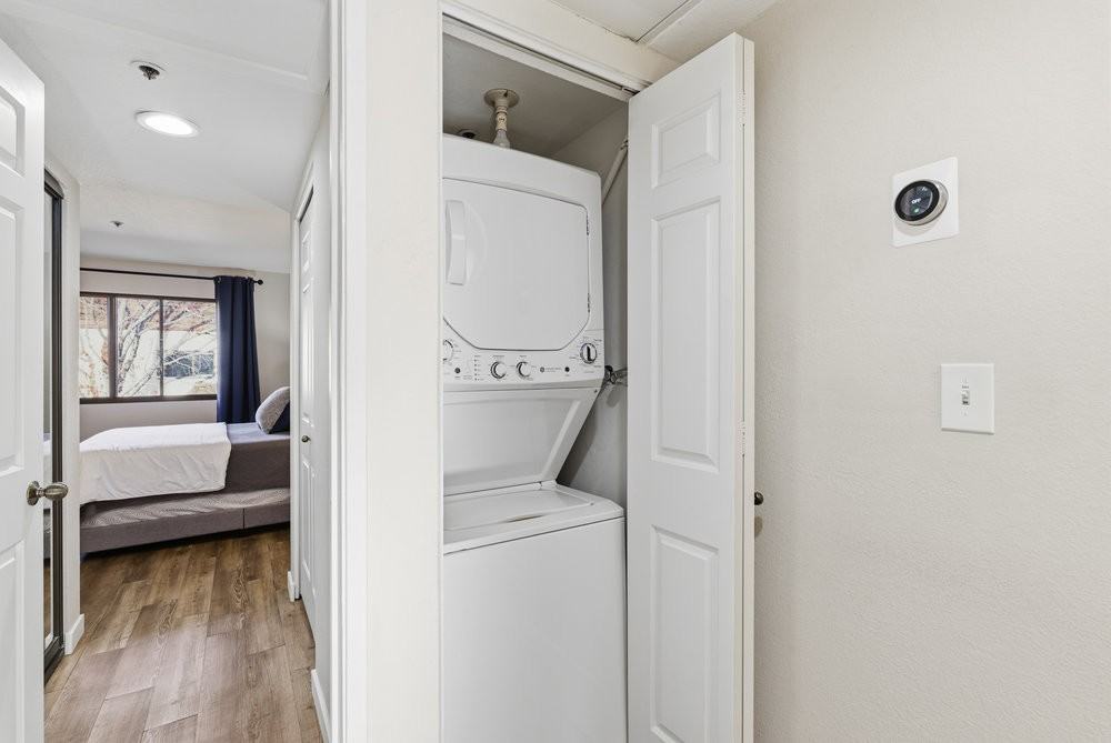 153 California Ave #F215 - Photo 4 of 33