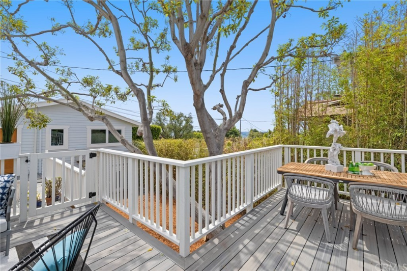 489 Jasmine St - Photo 6 of 6