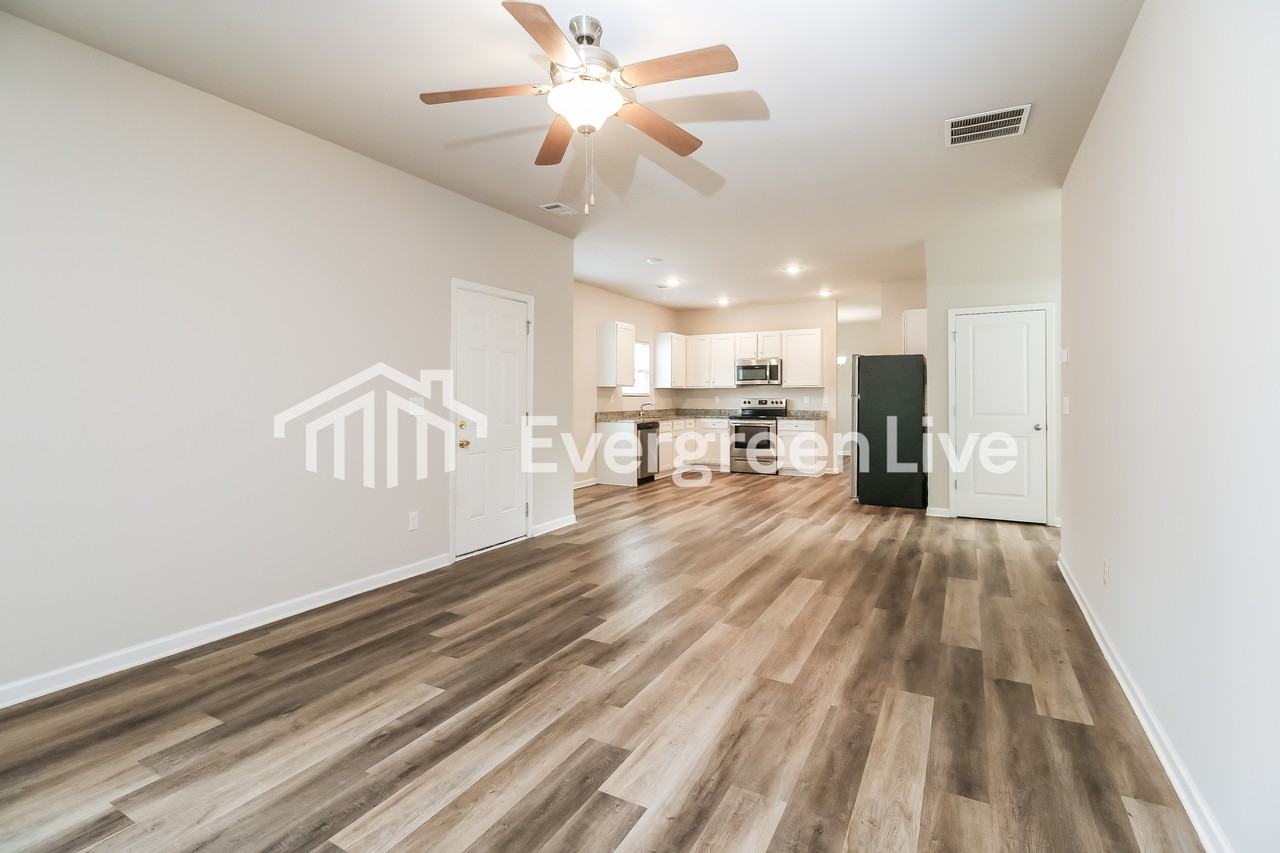 125 Victory Ln - Photo 3 of 15