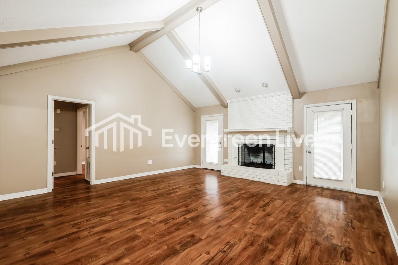 103 Ridgecrest Dr - Photo 3 of 15