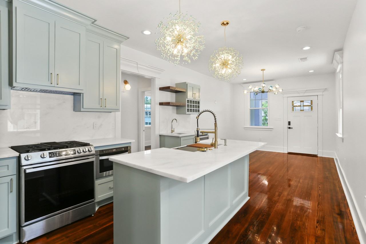 2835 Pine Street #2835 - Photo 2 of 17