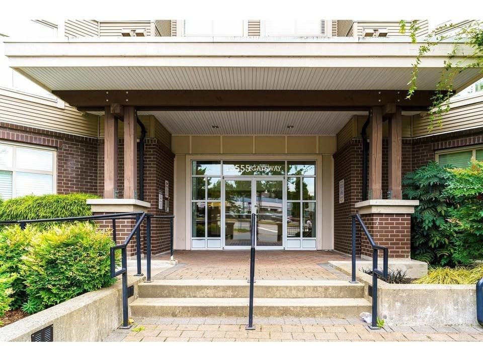 King George Blvd & Gateway Dr #305 - Photo 3 of 15