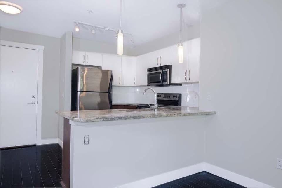 King George Blvd & Gateway Dr #305 - Photo 6 of 15