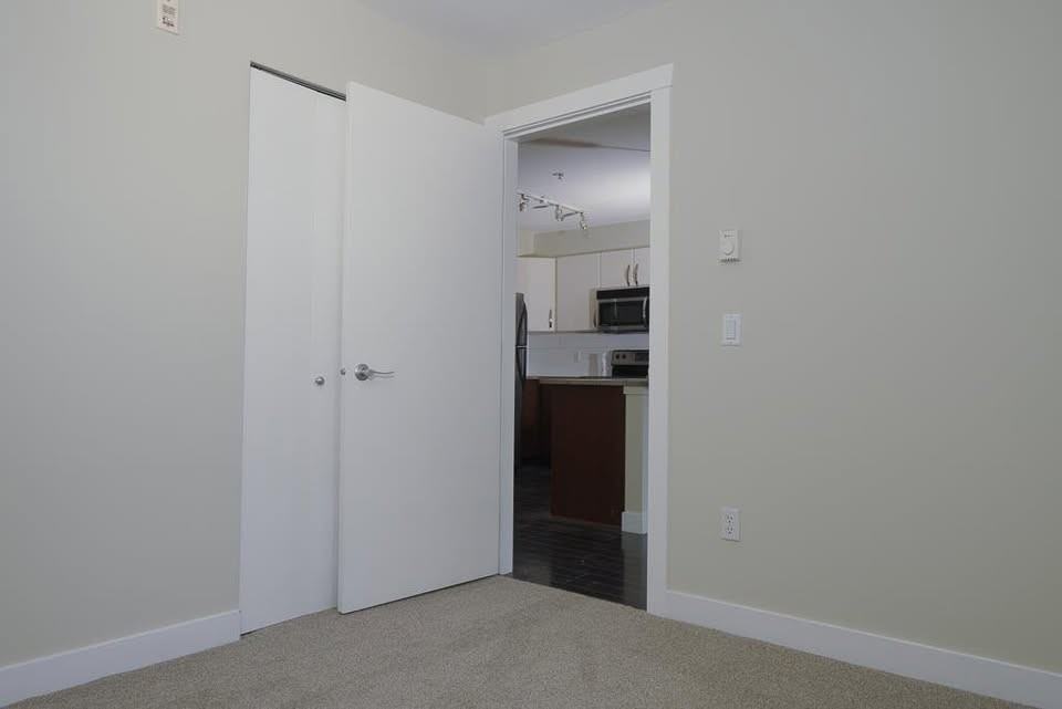 King George Blvd & Gateway Dr #305 - Photo 7 of 15