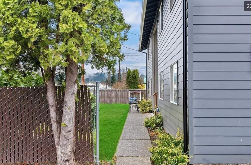 800 4th St #B - Photo 2 of 20