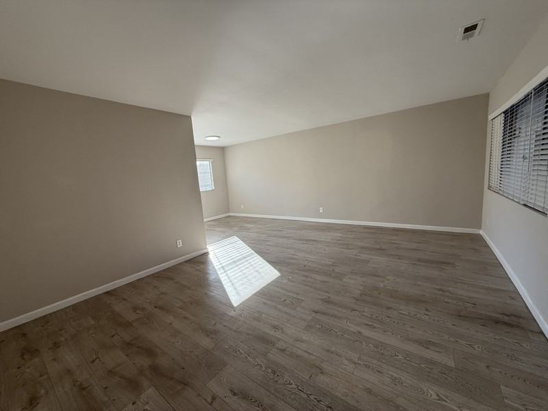 2020 Preuss Rd #105 - Photo 6 of 13