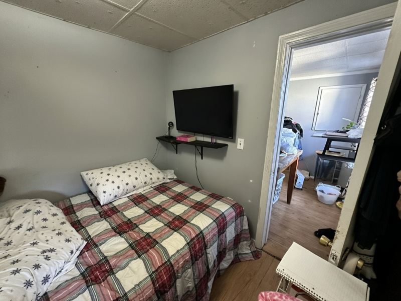 151 Franklin St #2L - Photo 7 of 9